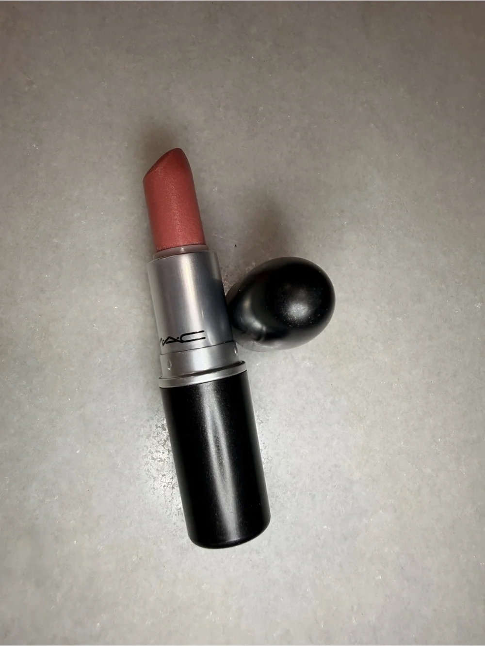 MAC Cosmetics Lustre Lipstick - Shy Shine